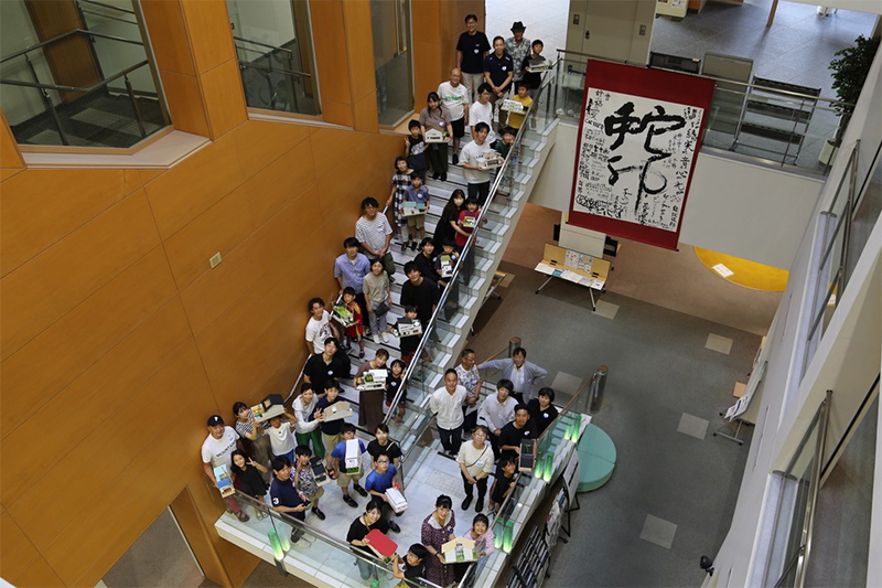 建築と子供たち